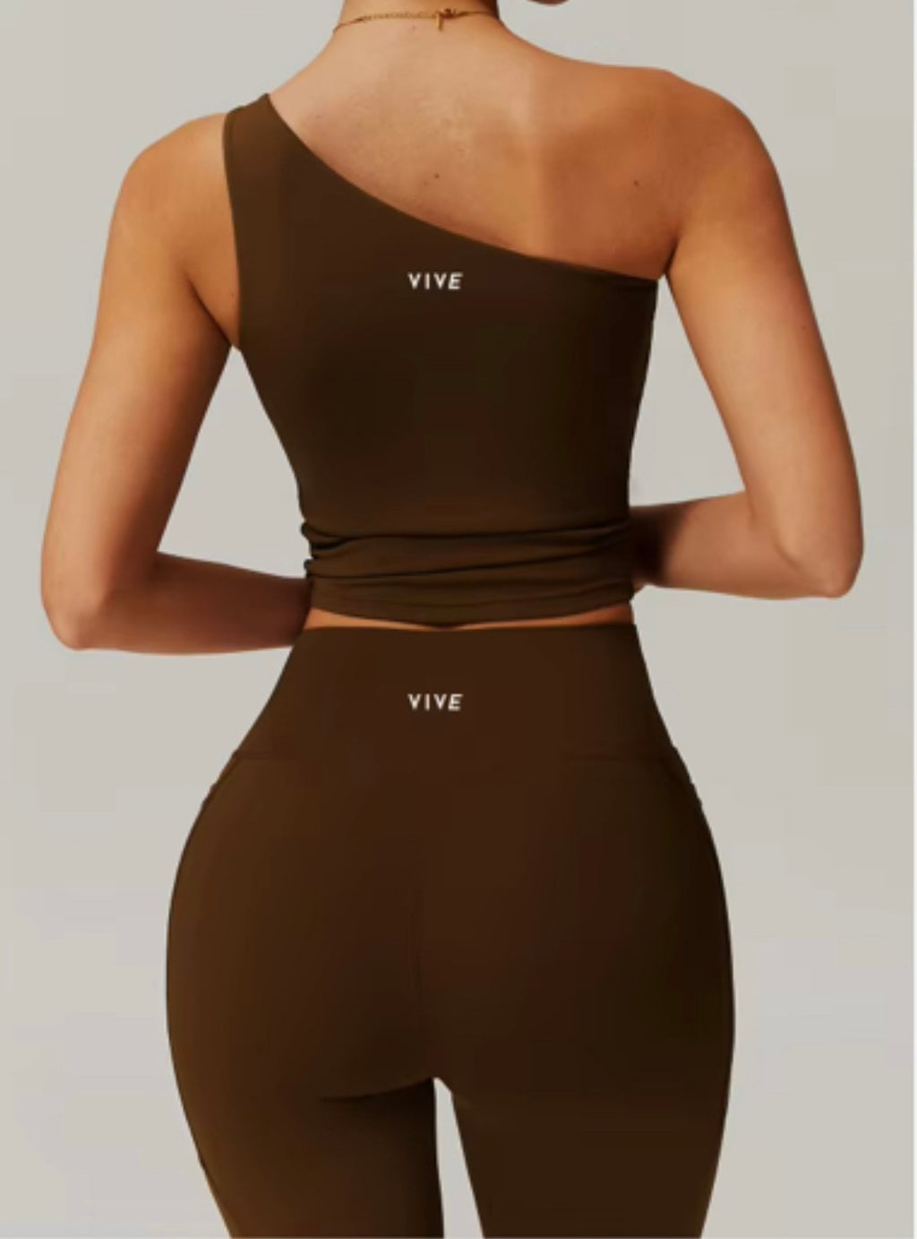 The Savannah Set- A Tribute to Strength