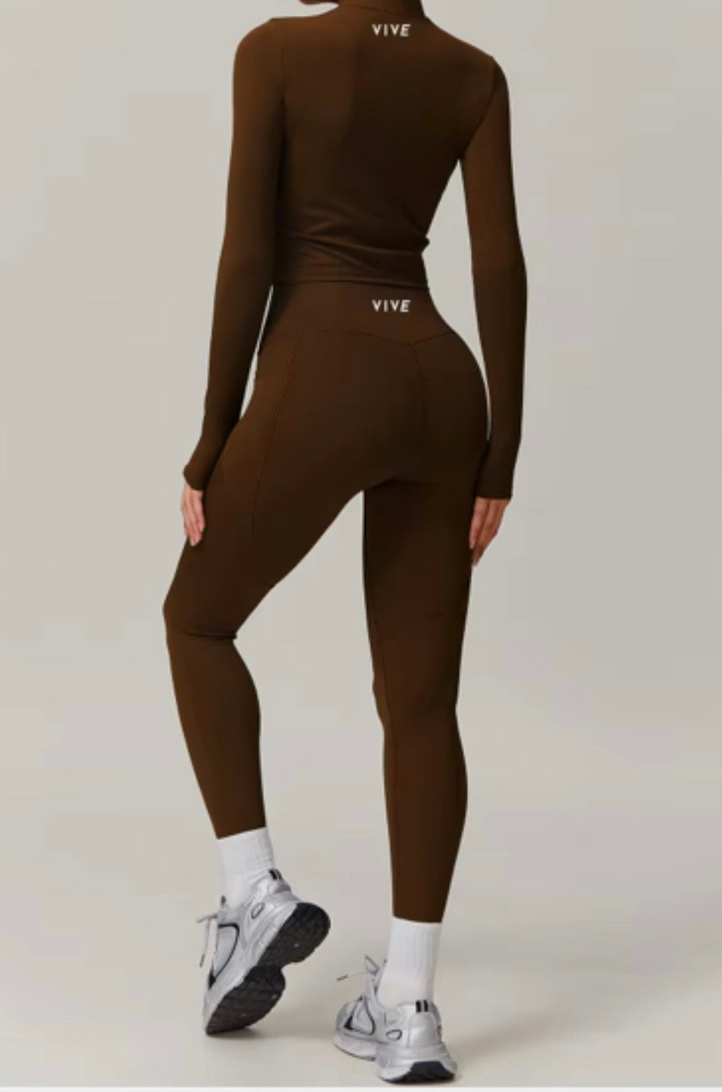 The Savannah Set- A Tribute to Strength